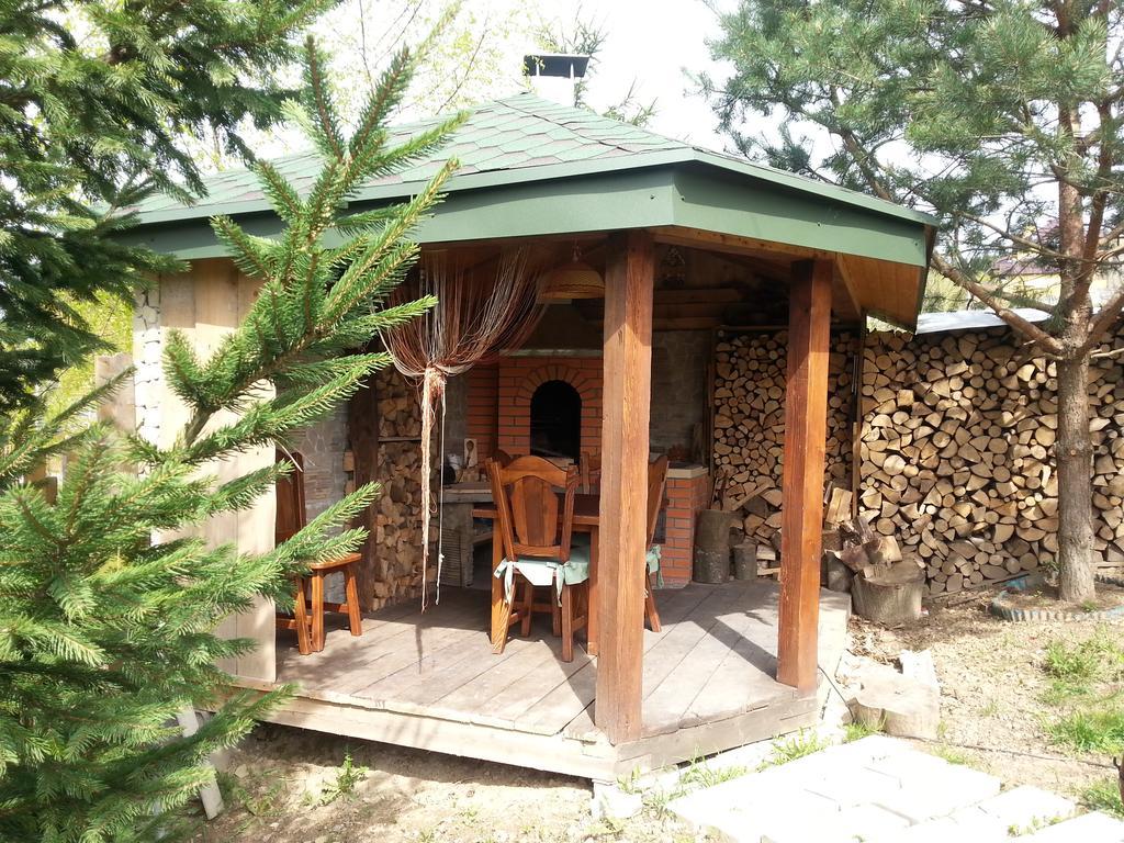 Pryvitannya Sontsyu Skhidnytsia Kültér fotó